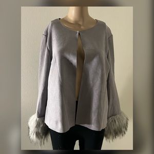 Jeuvre Gray Faux Fur Sleeve